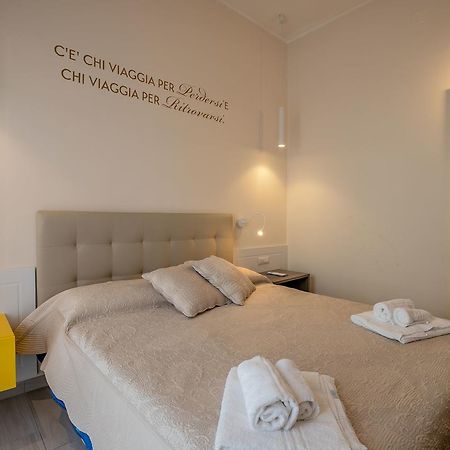 Residenza Eleonora Bed & Breakfast Salerno Luaran gambar