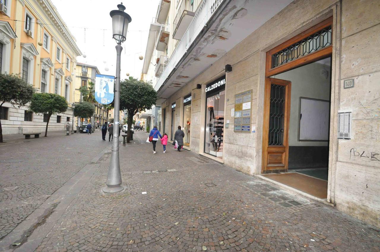 Residenza Eleonora Bed & Breakfast Salerno Luaran gambar