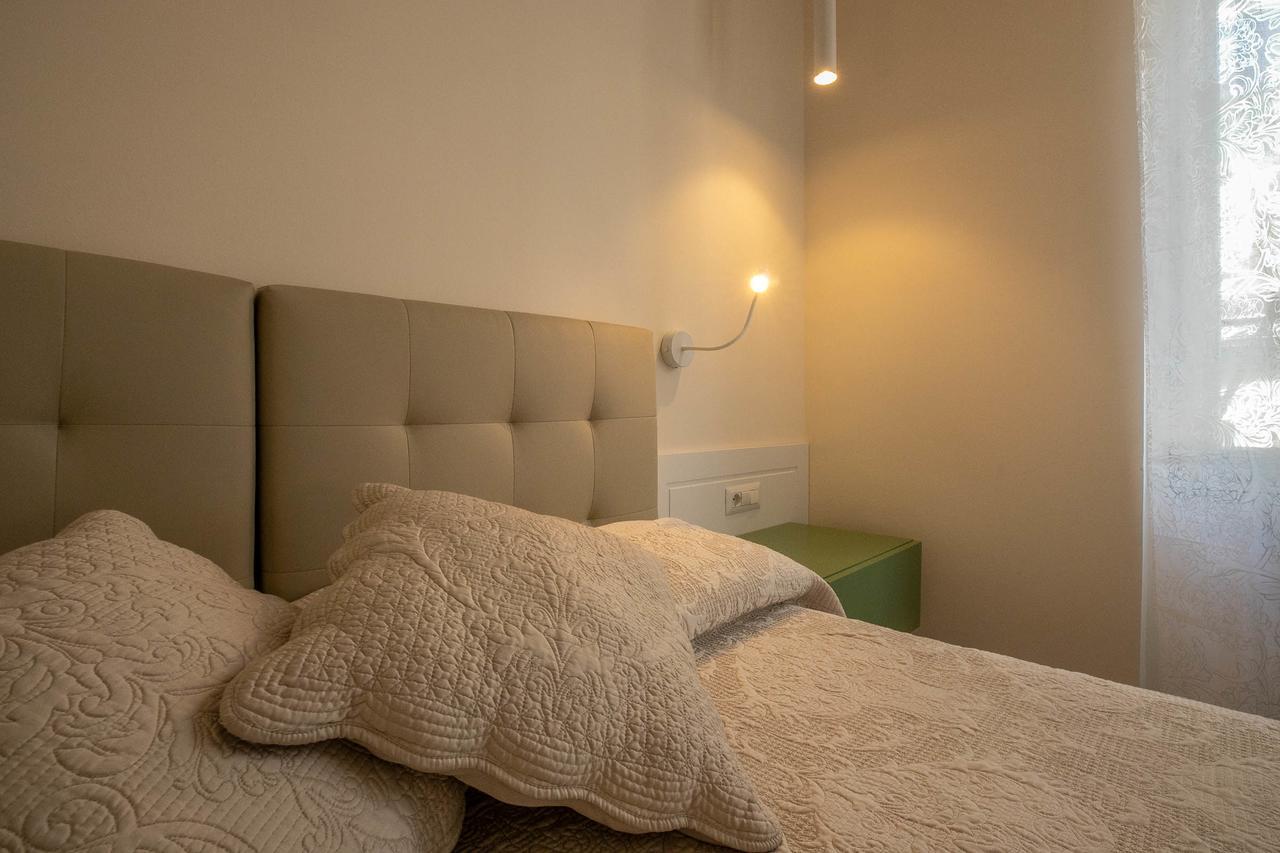 Residenza Eleonora Bed & Breakfast Salerno Luaran gambar