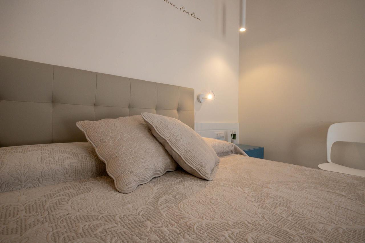 Residenza Eleonora Bed & Breakfast Salerno Luaran gambar