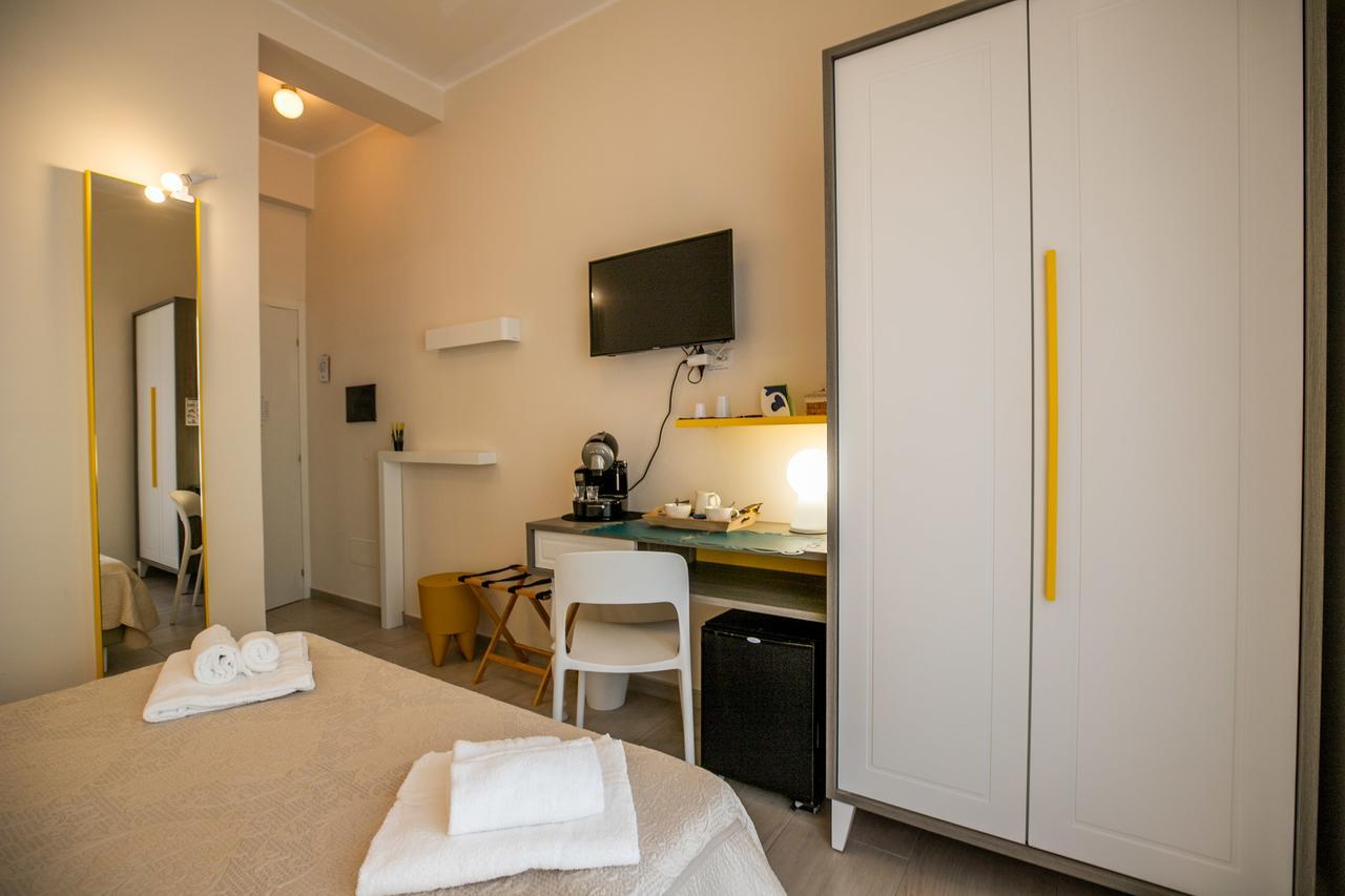 Residenza Eleonora Bed & Breakfast Salerno Luaran gambar